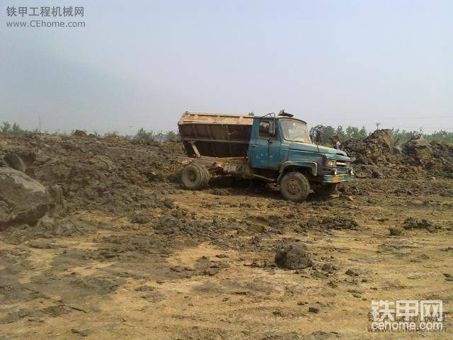 四驱农用车配带挖掘机报价相关论坛热帖