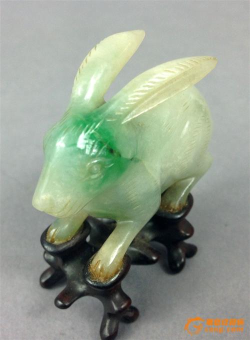 罕见极品重器 一对民国全冰种带阳绿翡翠兔子摆件