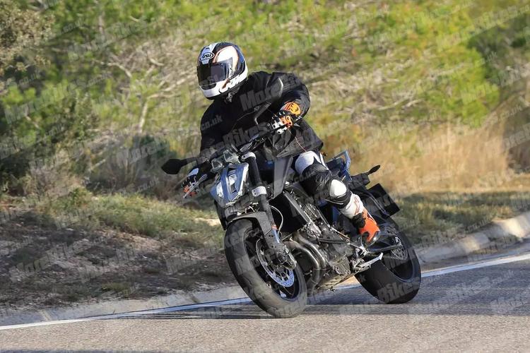 ktm790谍照曝光无限接近量产