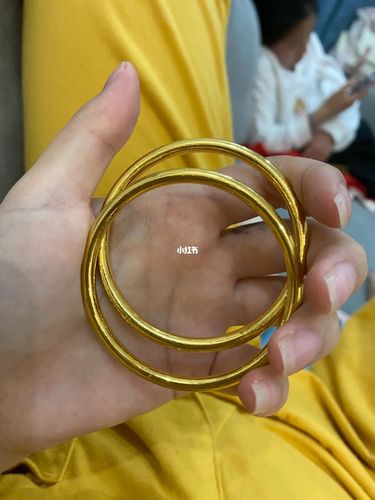 金镯子_金镯子_金手镯_镯子_项链_时尚_配饰_首饰