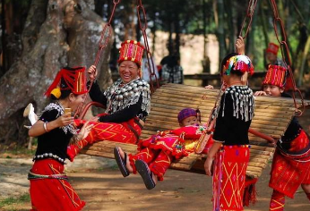 景颇族的传统节日与风俗习惯