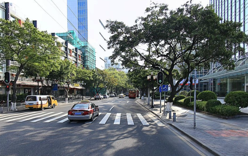  p>沿江东路是位于 a target="_blank" href="/item/广州/72101" data