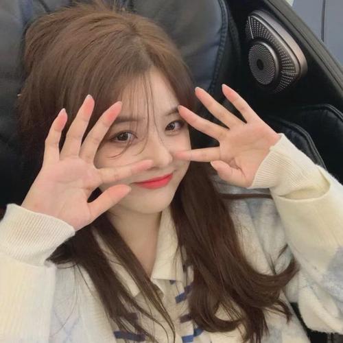 女生头像真人女头