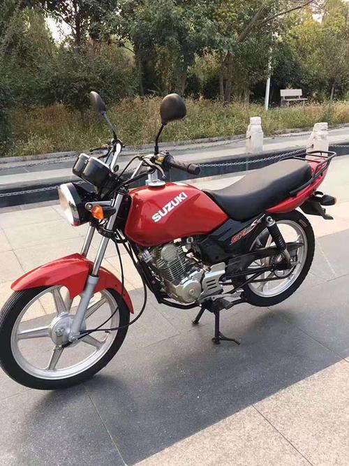 铃木骏驰gt摩托车125排量