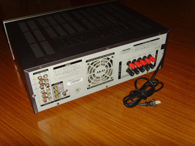 雅佳ak-15.我指点下功放输出的正确接法. 备注:只要接出立体声就好了.