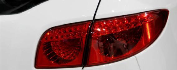 汽车各灯的外部位置在哪里