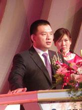 江苏新日电动车董事长张崇舜