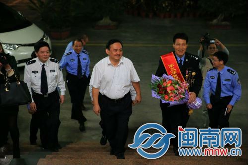 泉州公安局副局长陈文荣获全国"我最喜爱的人民警察"表彰