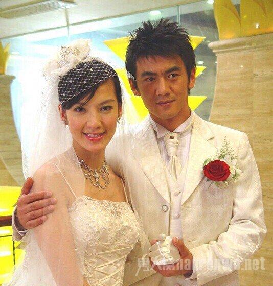 硬汉任天野老婆儿子温馨照