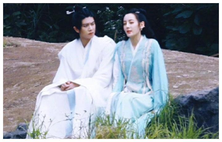 迪丽热巴新剧剧透来了驭鲛记合作任嘉伦生图很养眼