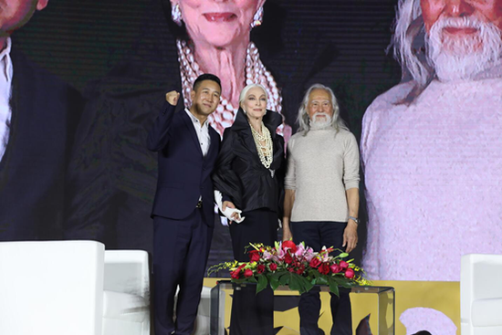王德顺与卡门 戴尔同台演绎中外时尚不老传奇