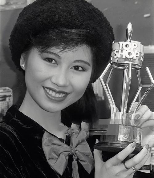 "亚洲皇后"杨宝玲的精彩人生,和她的跌宕情史