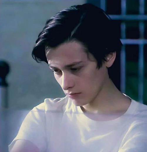 世界第一美少年爱德华·弗朗!麻麻这也太帅了吧!