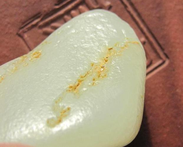 什么是和田玉旱籽与水返沙