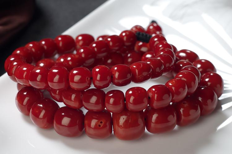 如何鉴别红珊瑚手串?真假红珊瑚的区别