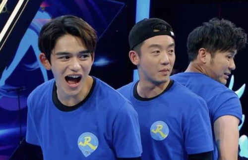 《跑男2021》首张全家福出炉,c位无悬念,郭麒麟退出是