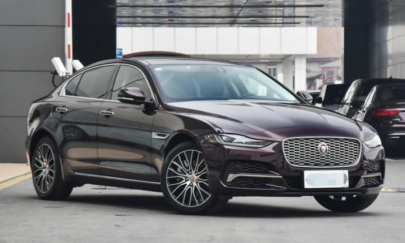 捷豹蓝色车多少钱一辆 80多万的捷豹是哪款车