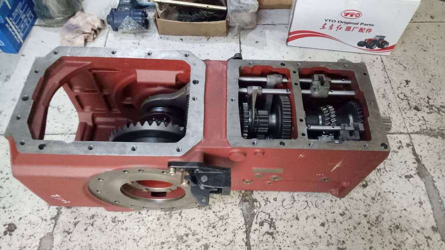 一拖东方红lx904拖拉机变速箱总成及其他原车配件