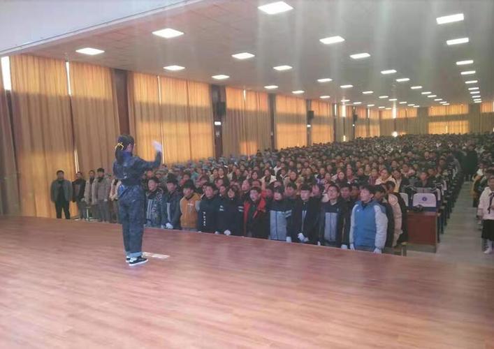 沭阳正德中学纪念"一二·九"学生爱国运动84周年