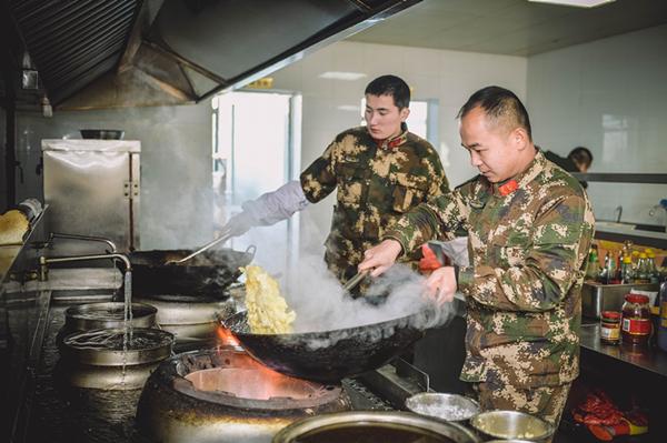 部队里提前到来的"年味"