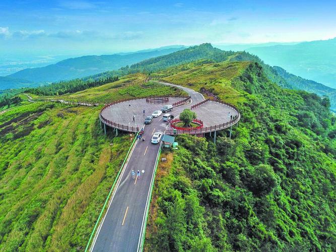 金堂龚家山观景台风景独好