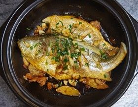 不放一滴水的砂锅焗黄鱼