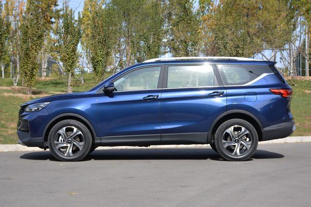 2021款长安欧尚科赛pro 1.5t自动领航型7座