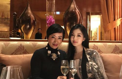 差点成为赌王儿媳的她,竟出轨孕期闺蜜丑老公,名媛陈可欣不简单