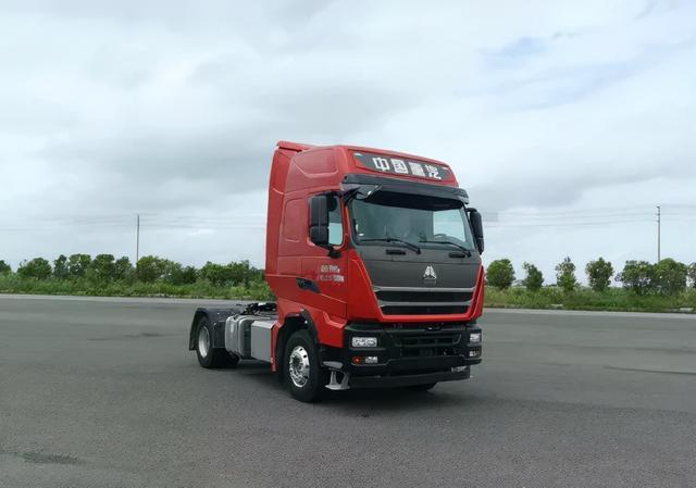 中国重汽又有5款600马力的重卡上新卡友对大马力车型需求如何