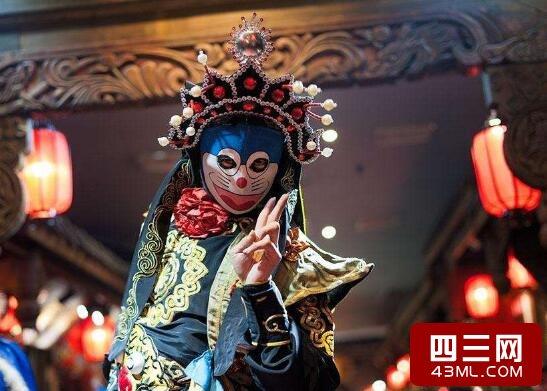 川剧变脸是怎么变的川剧变脸的手法大体上分为三种