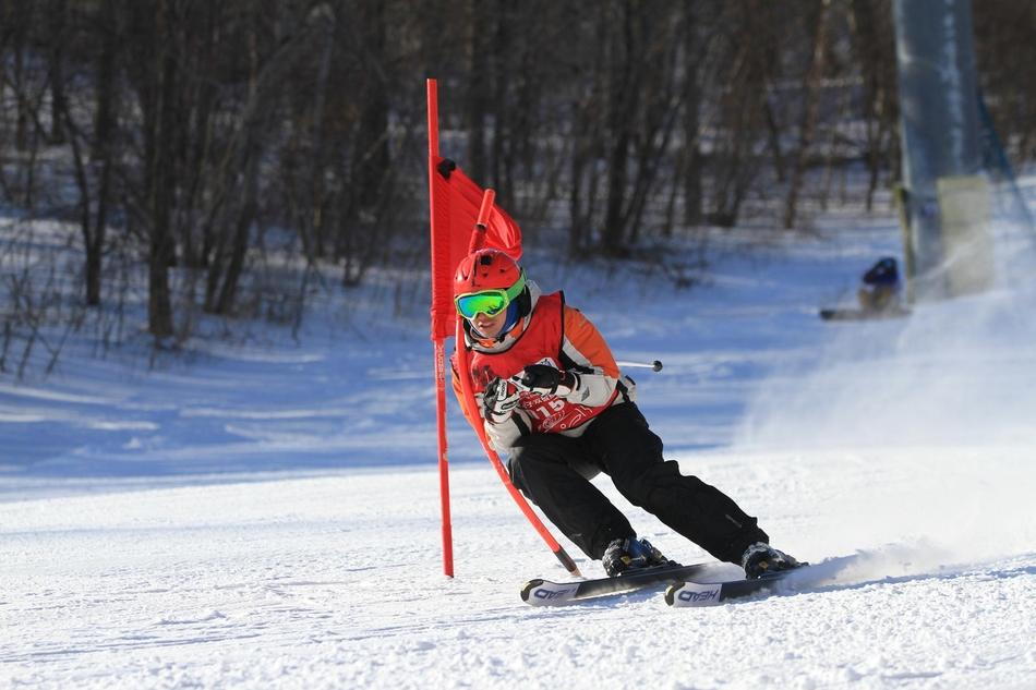 新浪杯高山滑雪亚布力双板集锦