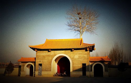 青铜峡鸿乐府拱北