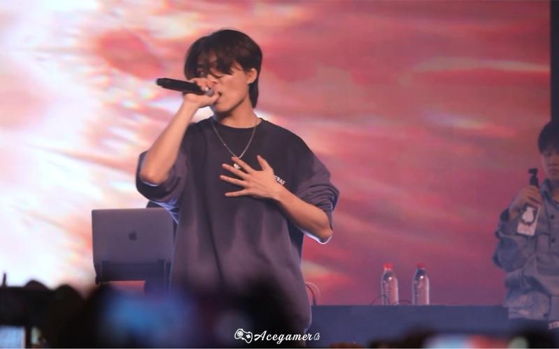 某幻君201025法老科幻小说巡演上海站饭圈大王focus