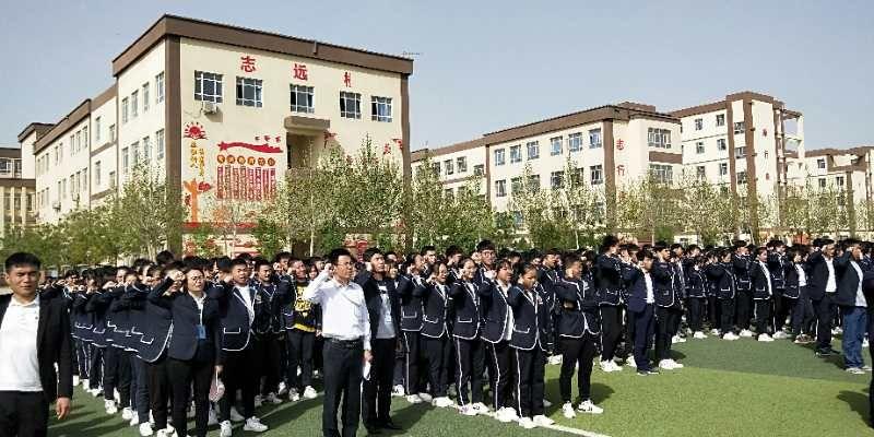 喀什市特区实验学校升旗仪式
