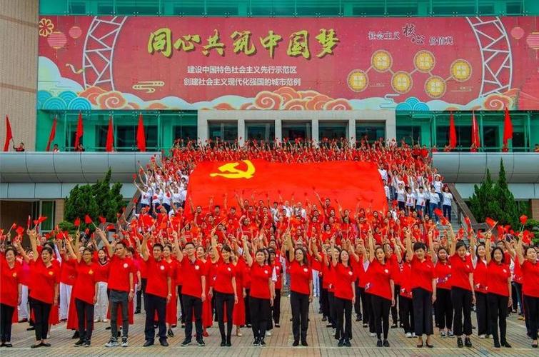 《蛇口港夜景》李政《宝安夜景》黄土庆《前海之夜》欧美英《筑梦前行