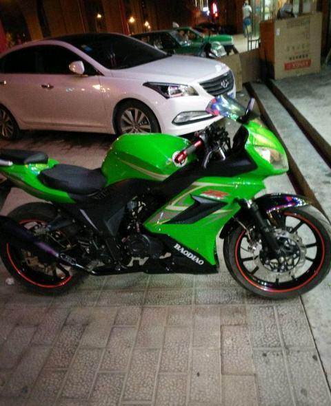 宝雕250cc