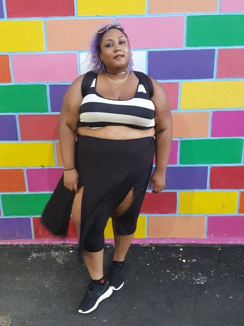 胖妞也穿比基尼 自信的女人最美