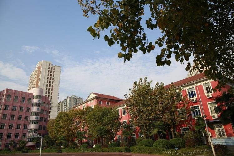 武汉育才美术高级中学