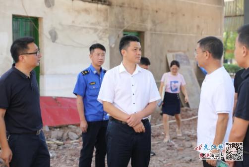 广丰区委书记胡心田在调研创文工作时强调:对标对表补