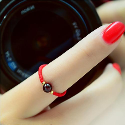 本命年红绳戒指天然5mm石榴石手工编织女特色金刚结特细红黑指环