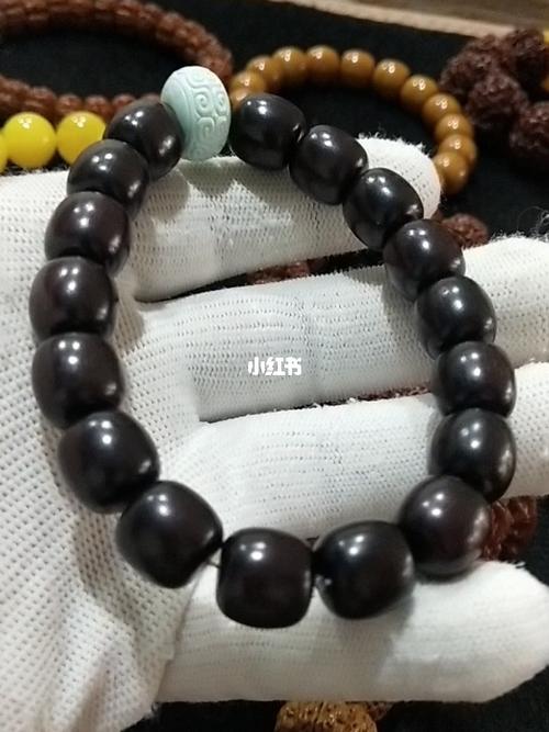 【印度 小叶紫檀】真正的百年拆房老料,油性特别好,极润无比,精工