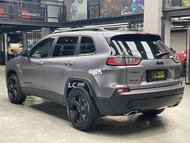 jeep自由光 改色贴膜_吉普怎么样_灵创改色贴膜运营中心柳州店攻略