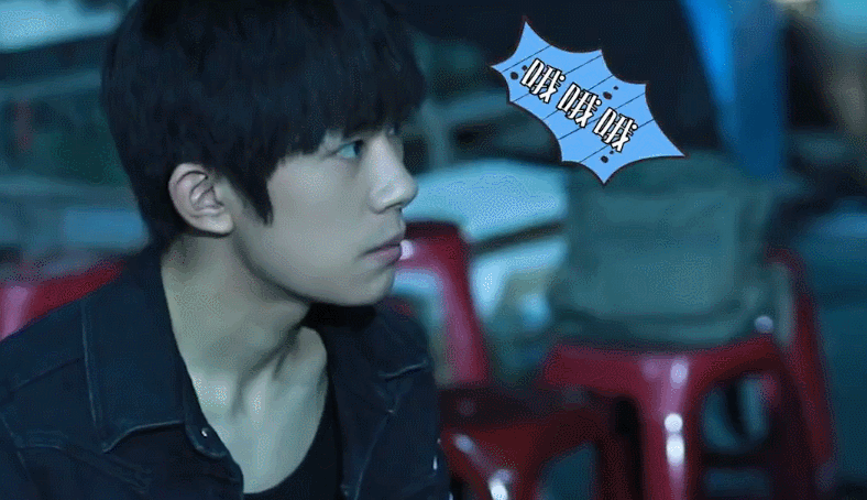 易烊千玺tfboys可爱偶像gif动图_动态图_表情包下载