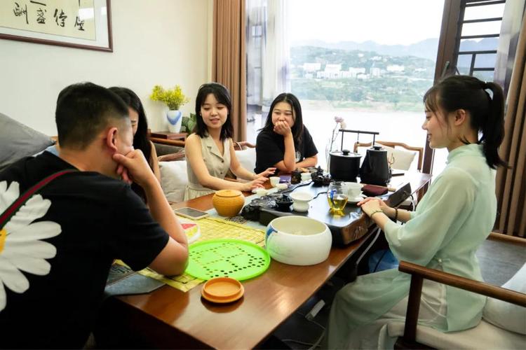 喝茶聚会,还有神仙小姐姐!