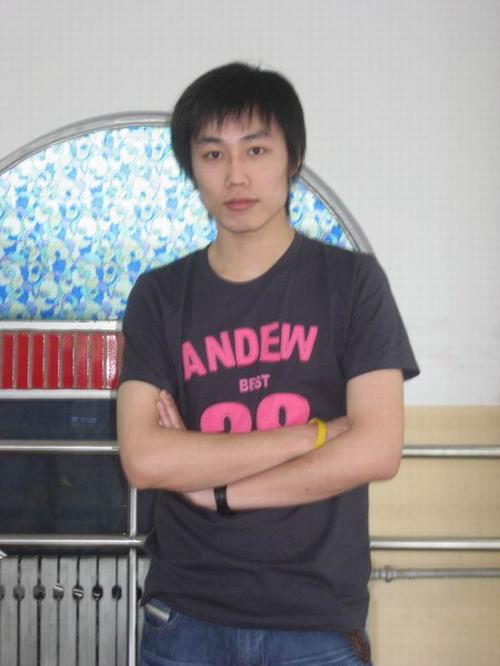 图文:快乐男声济南赛区50强选手--杨东旭