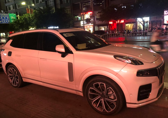 领克09多种颜色实车现身外观大气内饰豪华成都车展预售