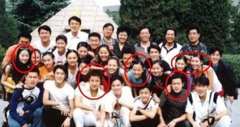 黄圣依的毕业照.