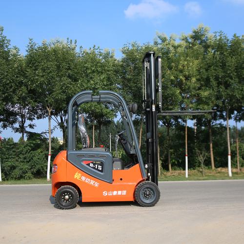 5吨3吨液压搬运叉车