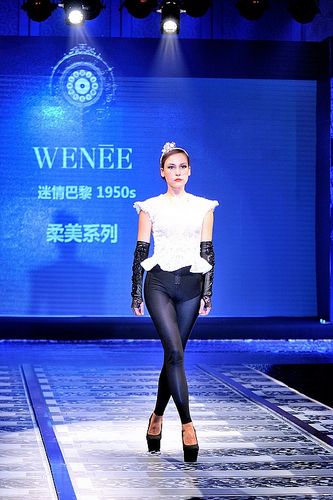 薇妮体雕迷情巴黎1950高级定制系列发布会沈阳站