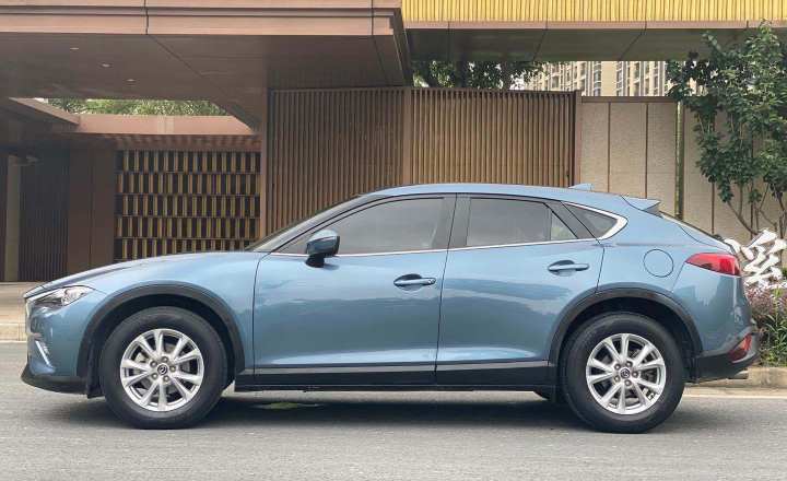 马自达 cx4 2016款 2.0l 自动两驱蓝天活力真皮版